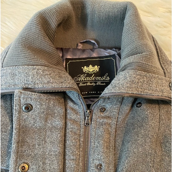 Academiks  Ladies Gray Peacoat Sz Large - Picture 4 of 8